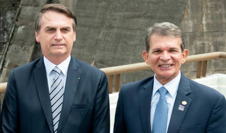 Image result for Bolsonaro anuncia indicação de general Joaquim Silva e Luna para assumir presidência da Petrobras